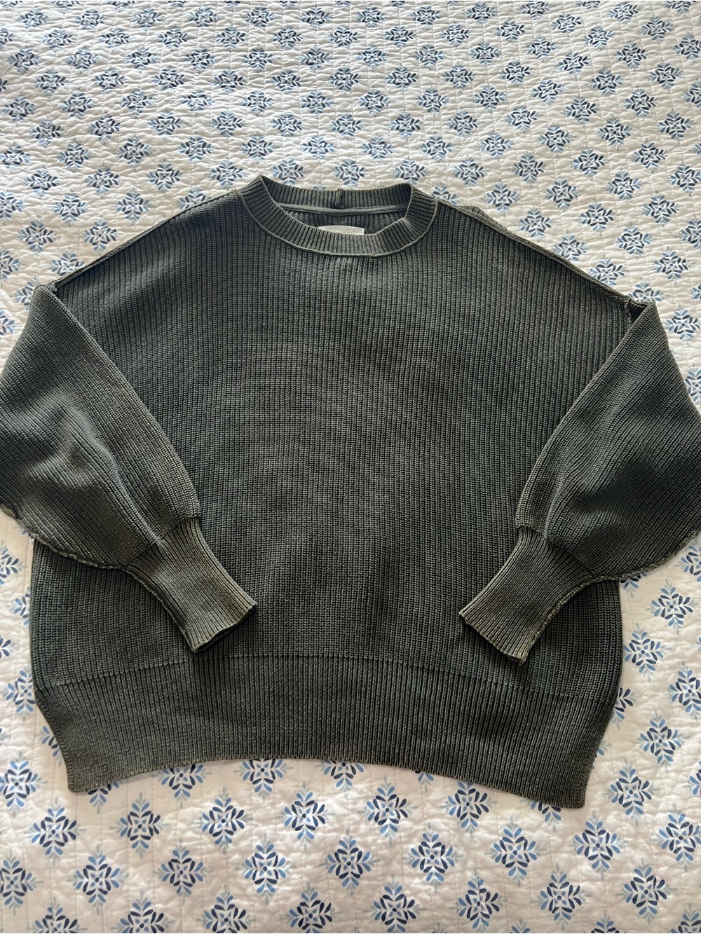aerie Olive Green Ribbed Crewneck Sweater